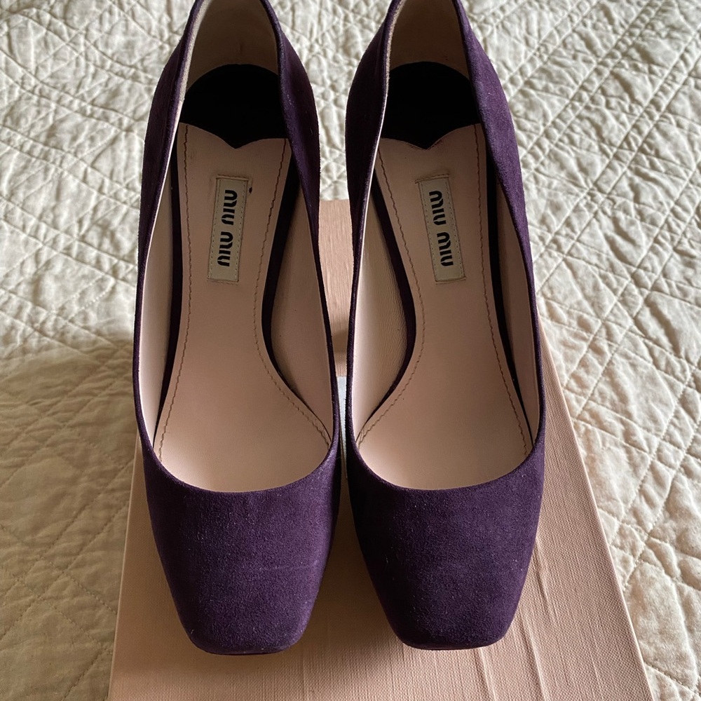 Miu Miu Purple Suede Heels pumps
